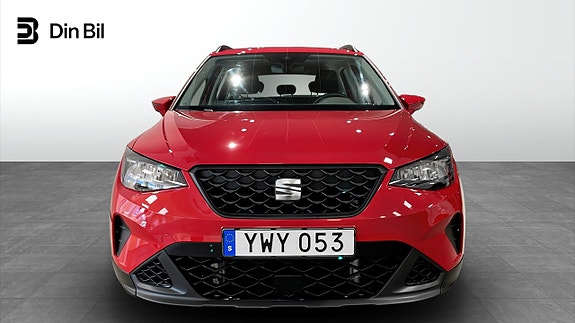 Seat Arona 2 of 15