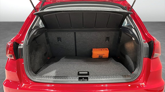 Seat Arona 9 of 15