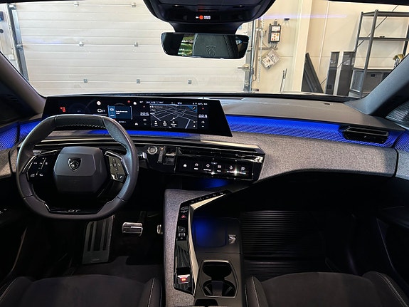 Peugeot e-3008 15 of 30