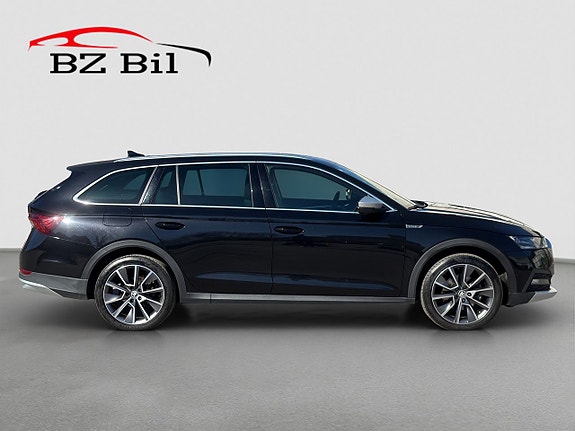Skoda Octavia Scout 6 of 19