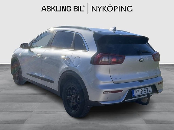 Kia Niro 2 of 5