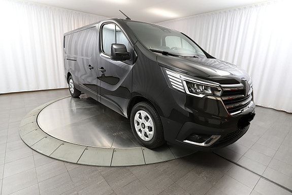 Renault Trafic 4 of 5