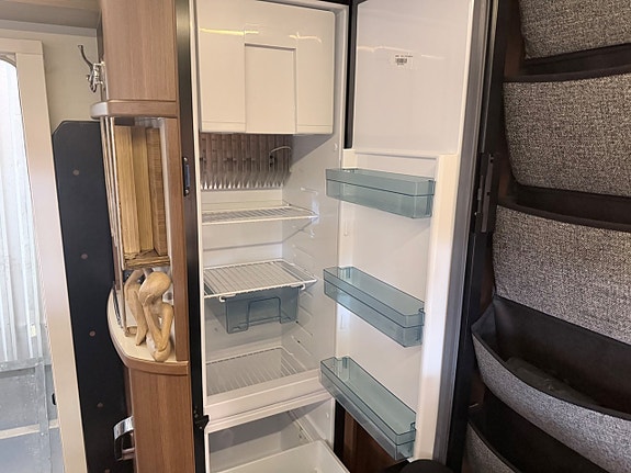 LMC i 585 Comfort Taksäng B-körkort 1-år garanti 20 of 23