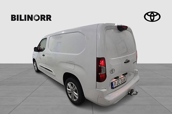 Toyota Proace City 3 of 5