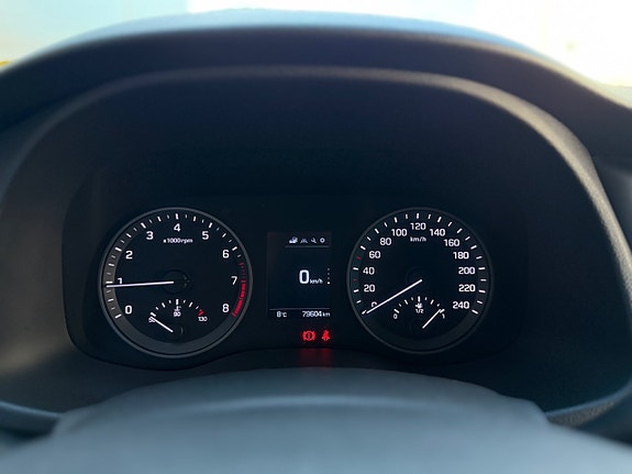 Hyundai Tucson 15 of 24