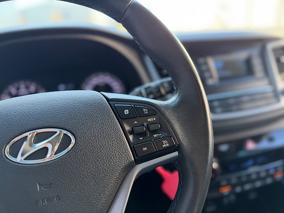 Hyundai Tucson 16 of 24