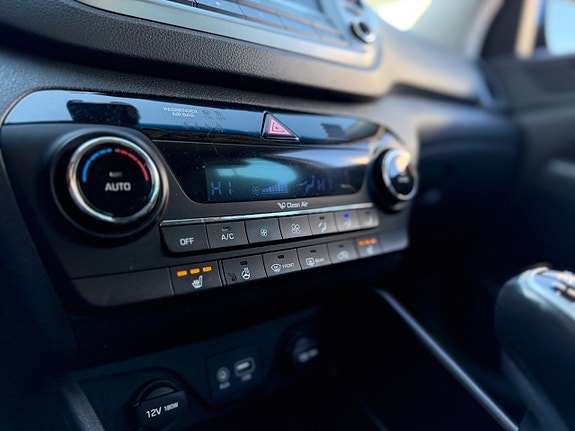 Hyundai Tucson 18 of 24