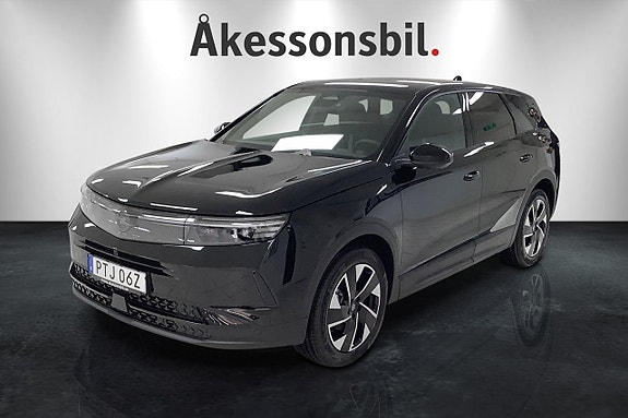 Opel Grandland 2 of 5