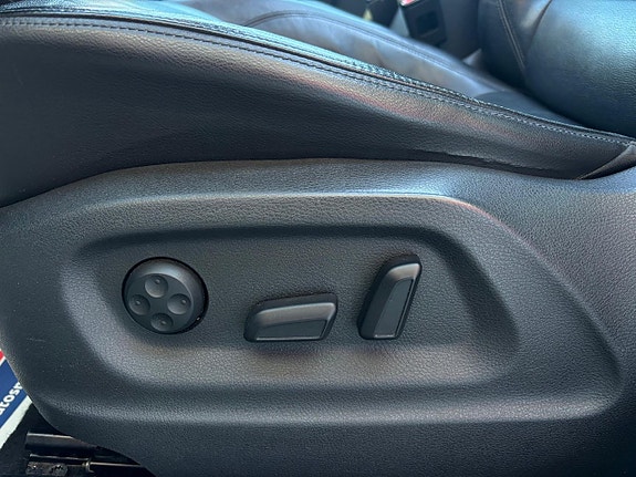 Volkswagen Tiguan 24 of 27