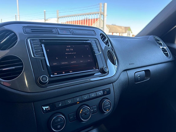 Volkswagen Tiguan 19 of 27