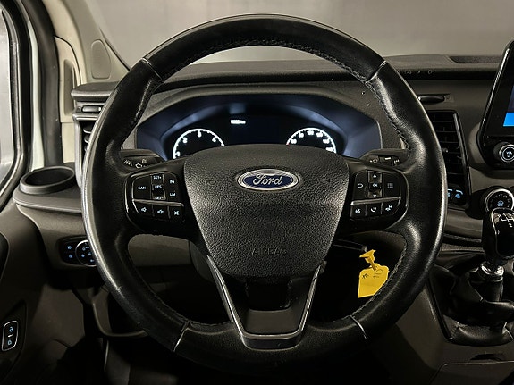 Ford Transit Custom 12 of 17