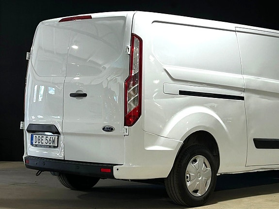 Ford Transit Custom 8 of 17