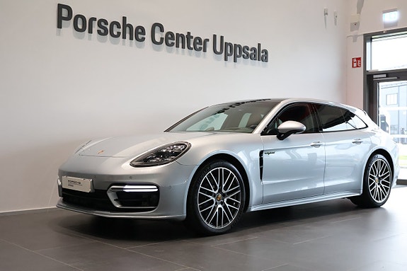 Porsche Panamera 4