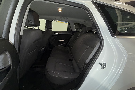 Opel Astra 10 of 30