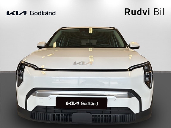 Kia EV3 2 of 5
