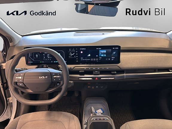 Kia EV3 7 of 14