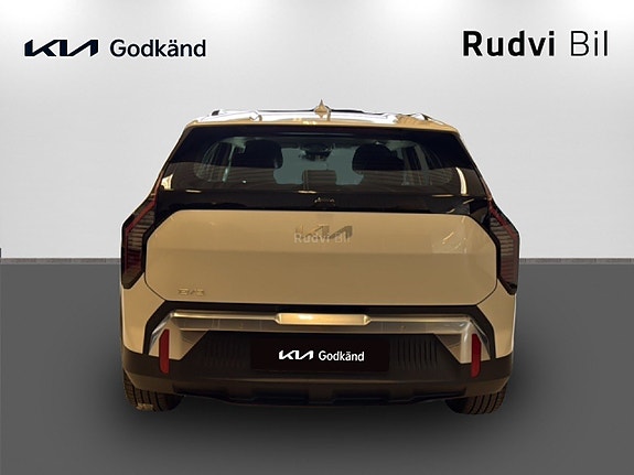 Kia EV3 5 of 5