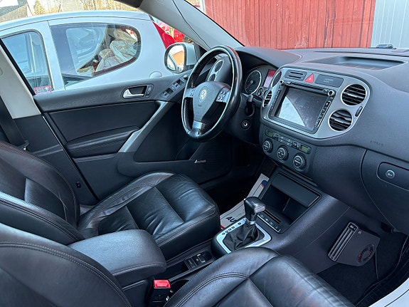 Volkswagen Tiguan 6 of 7