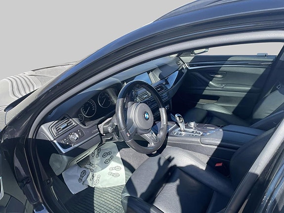 BMW 520d 13 of 18