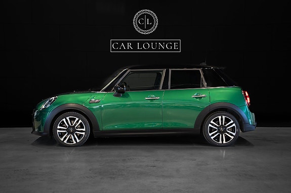 MINI Cooper S 7 of 17