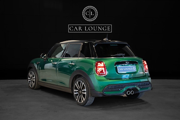 MINI Cooper S 6 of 17