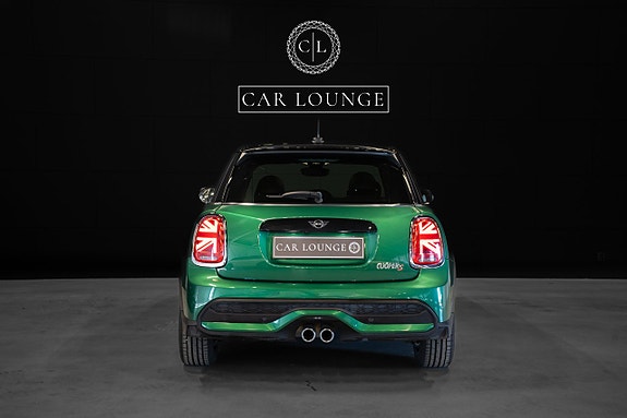 MINI Cooper S 5 of 17