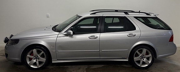 Saab 9-5 2 of 5