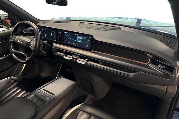 Kia EV9 15 of 30