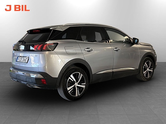 Peugeot 3008 3 of 5
