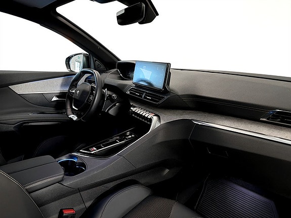 Peugeot 3008 14 of 18