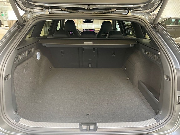 Skoda Superb 12 of 16