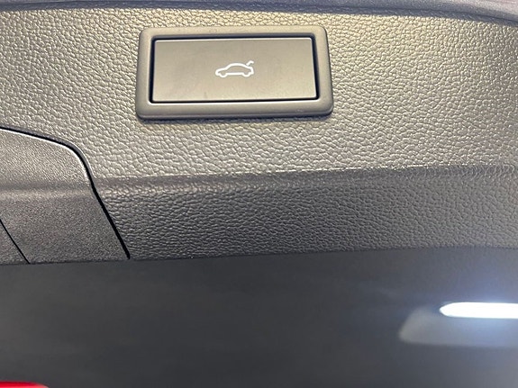 Skoda Superb 14 of 16