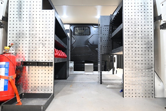 Ford Transit Custom 11 of 30