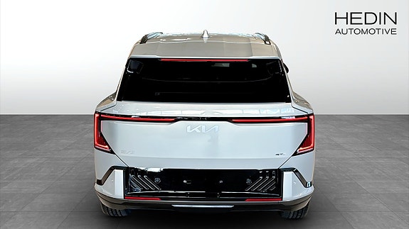 Kia EV5 4 of 26
