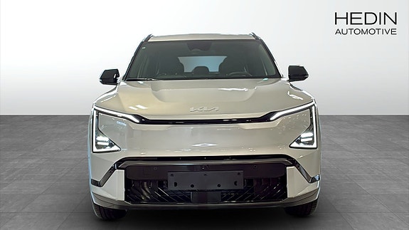 Kia EV5 8 of 26