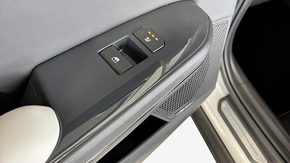 Kia EV5 17 of 26