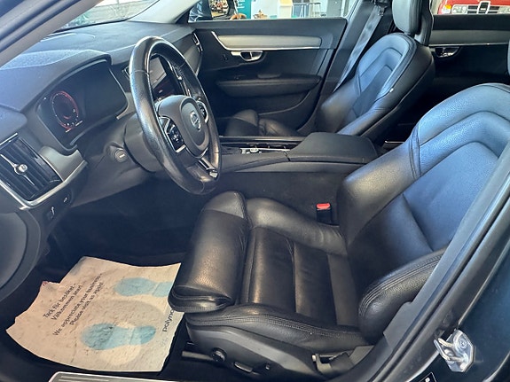 Volvo V90 8 of 16