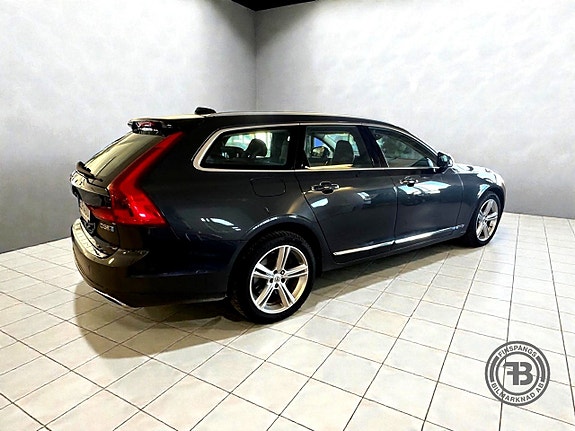 Volvo V90 4 of 5