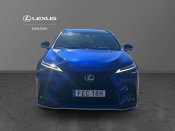 Lexus NX450h+ 5 of 11