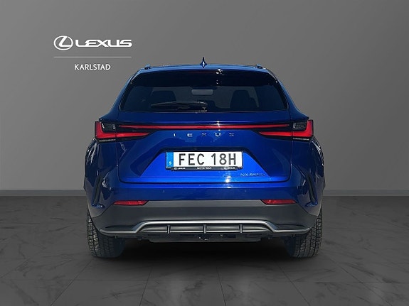 Lexus NX450h+ 4 of 11