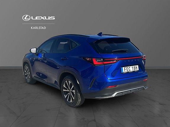 Lexus NX450h+ 2 of 11