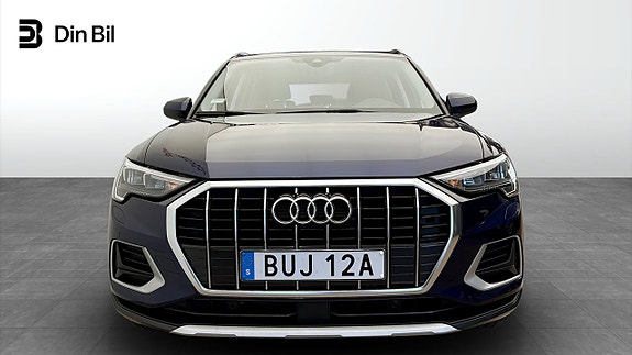Audi Q3 4 of 5