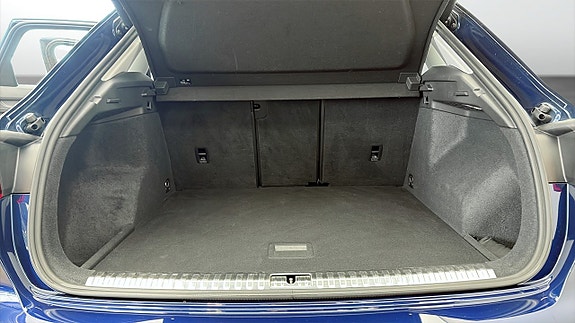 Audi Q3 12 of 13