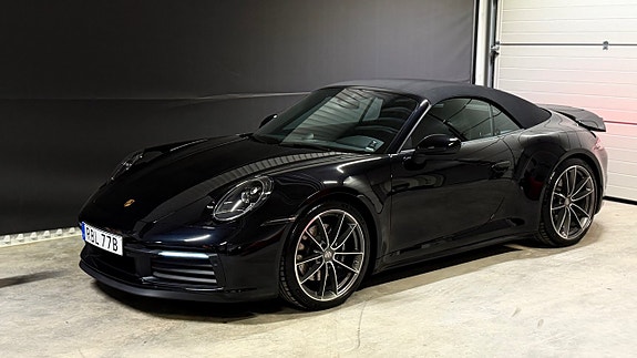 Porsche 911 Carrera S 10 of 30
