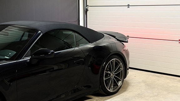 Porsche 911 Carrera S 12 of 30