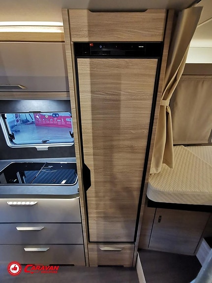 Knaus VAN TI PLUS PLATINUM SELECTION 650 MEG 4x4 /ALDE 8 of 26