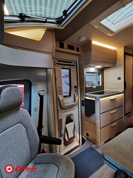 Knaus VAN TI PLUS PLATINUM SELECTION 650 MEG 4x4 /ALDE 4 of 26