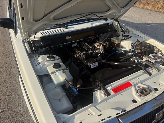 Volvo 240 5 of 5