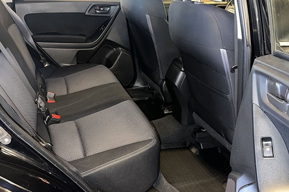Subaru Forester 9 of 9