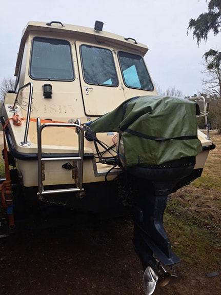 Uttern 6200 AC 2 of 5